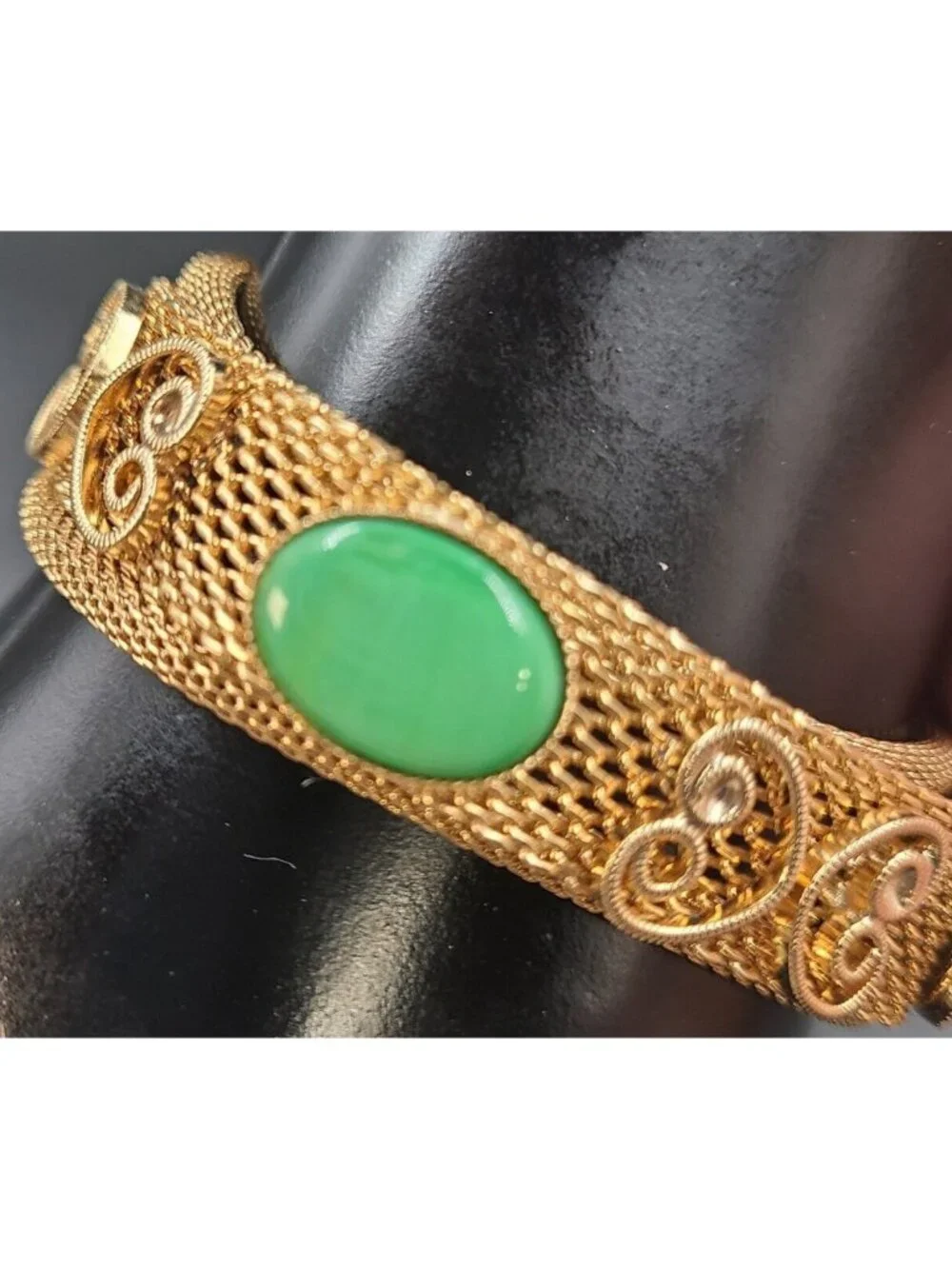 N/A jade colored