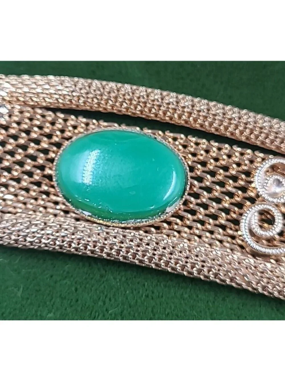 N/A jade colored