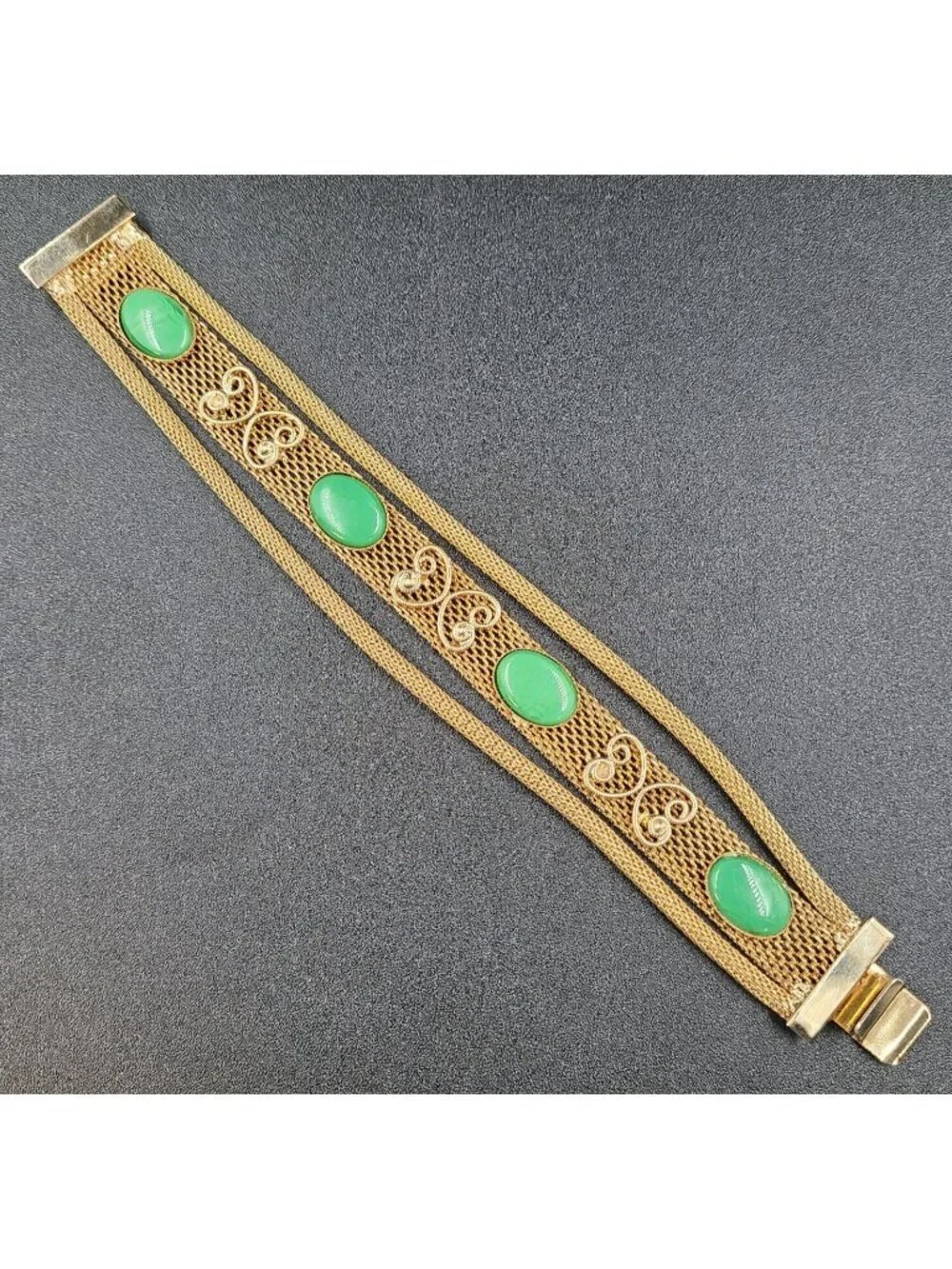 N/A jade colored