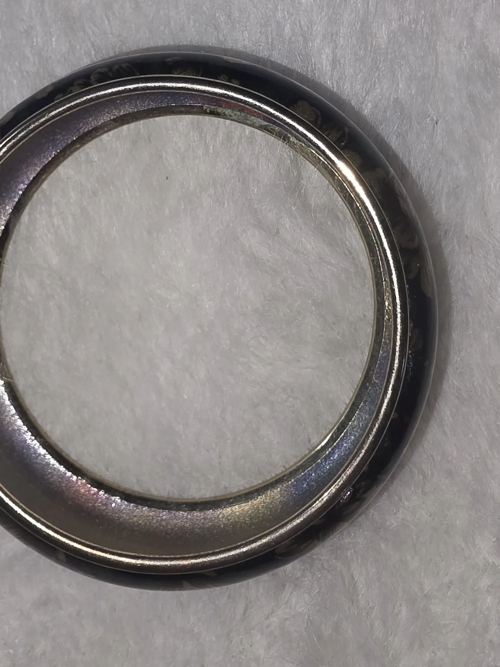 no brand enamel catching dressy