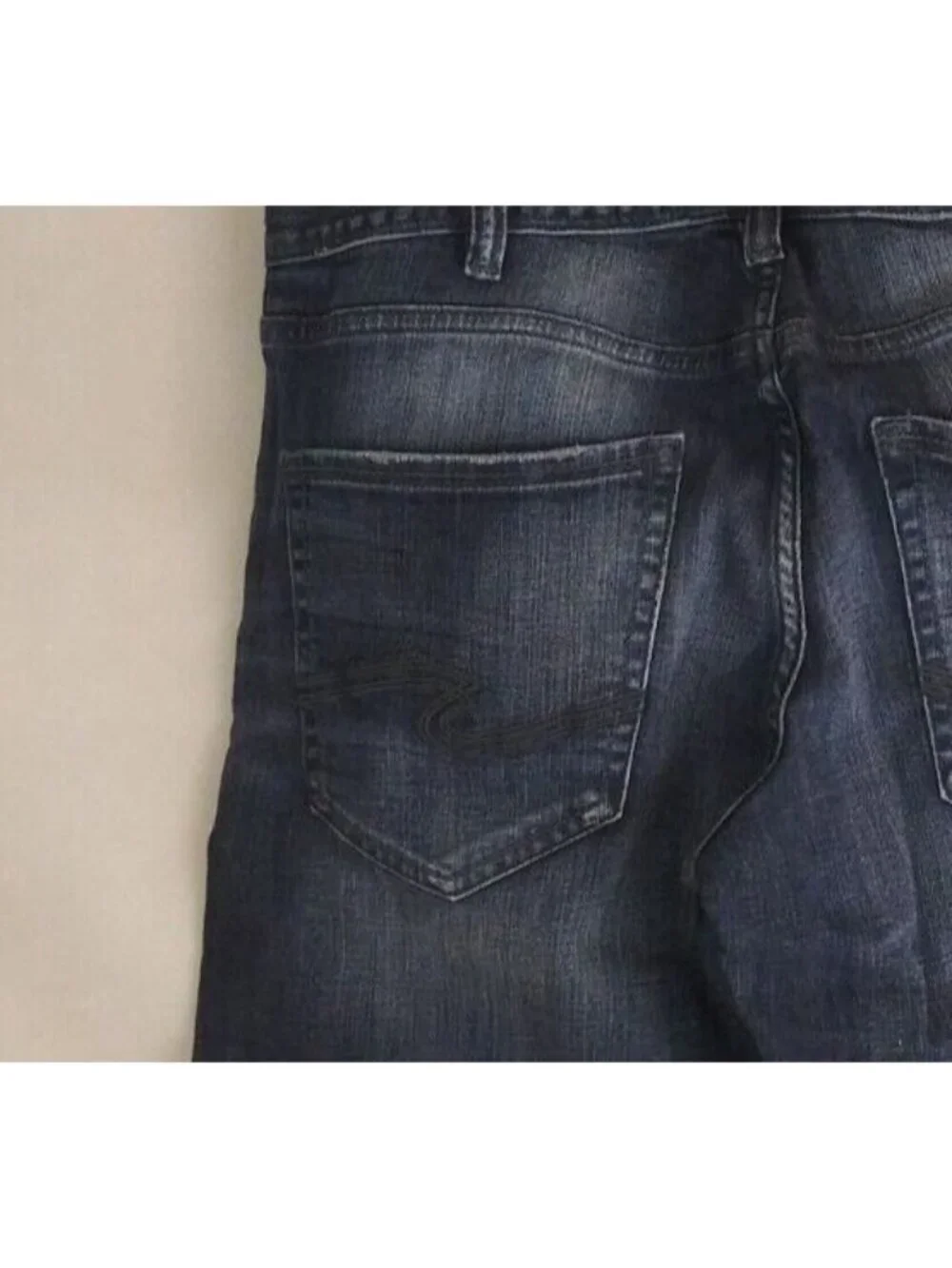 Silver Jeans 32 this 33