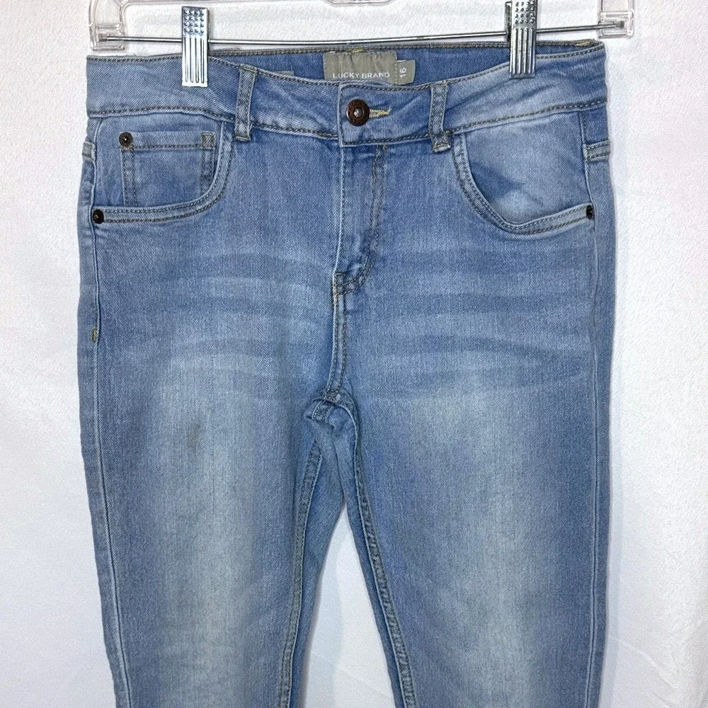 Lucky Brand stylish light