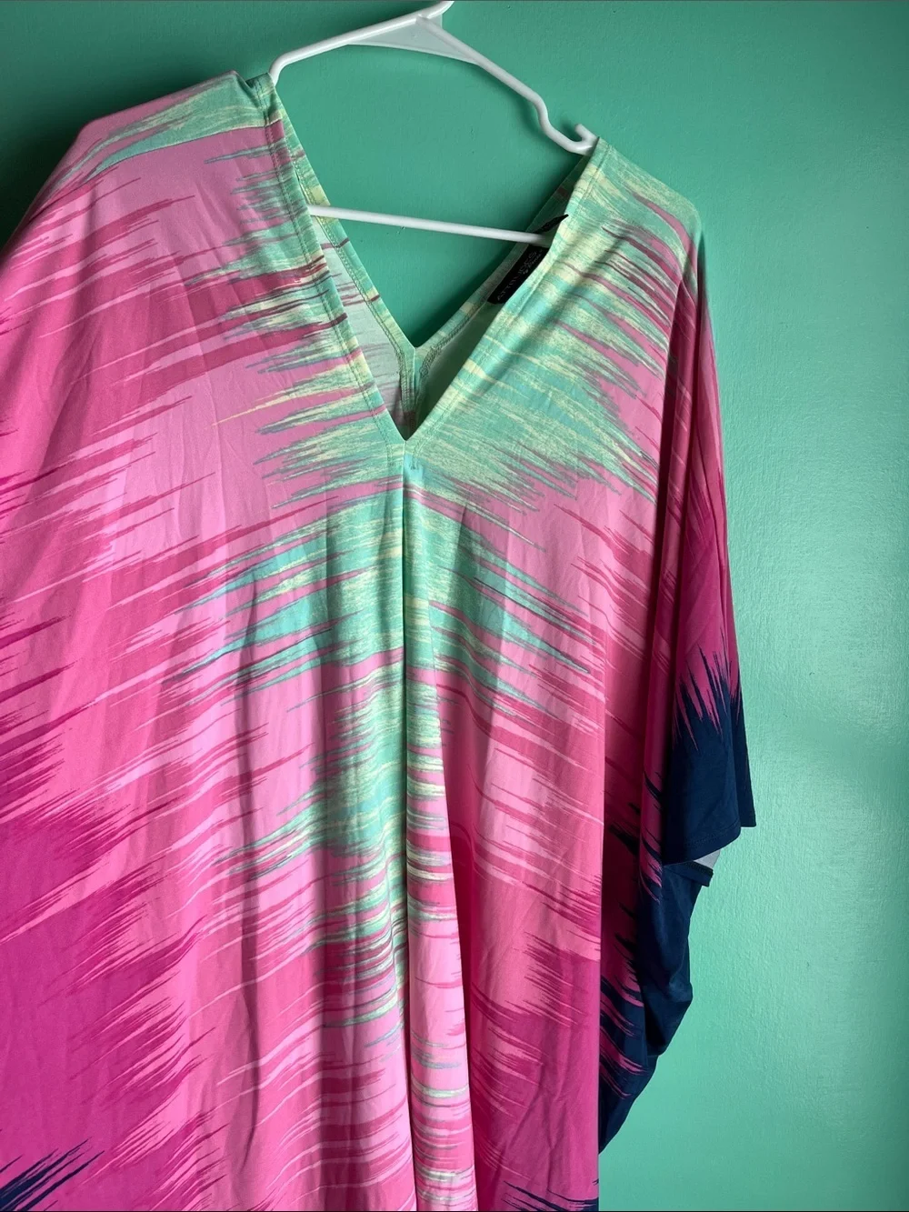 Vibrant Pink & Teal Gradient Kaftan