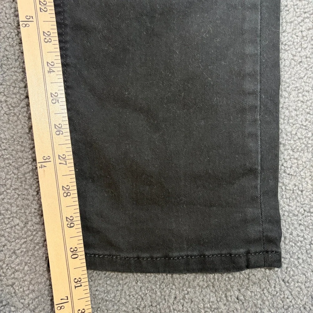 Levis fit listing