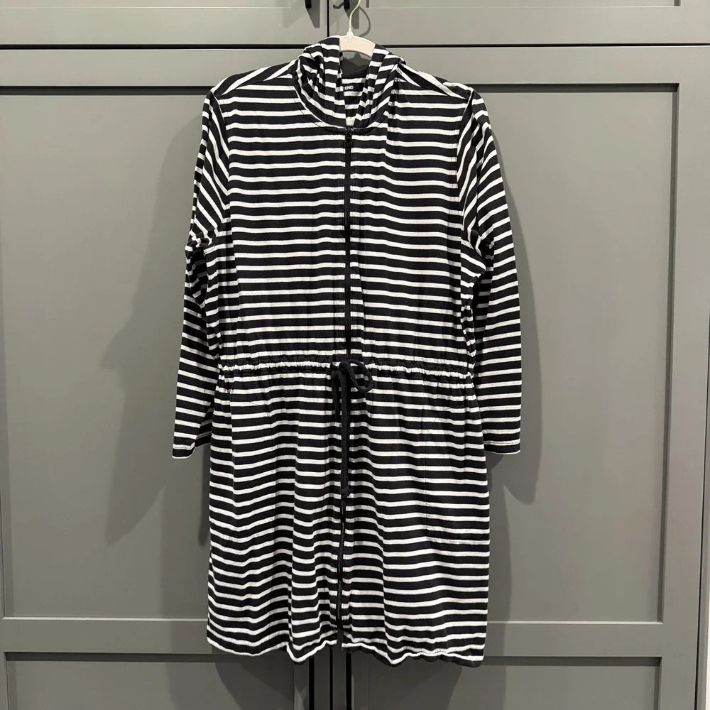 Lands' End Striped Hooded Drawstring Swim Cover Up - Black/White - Size 2X