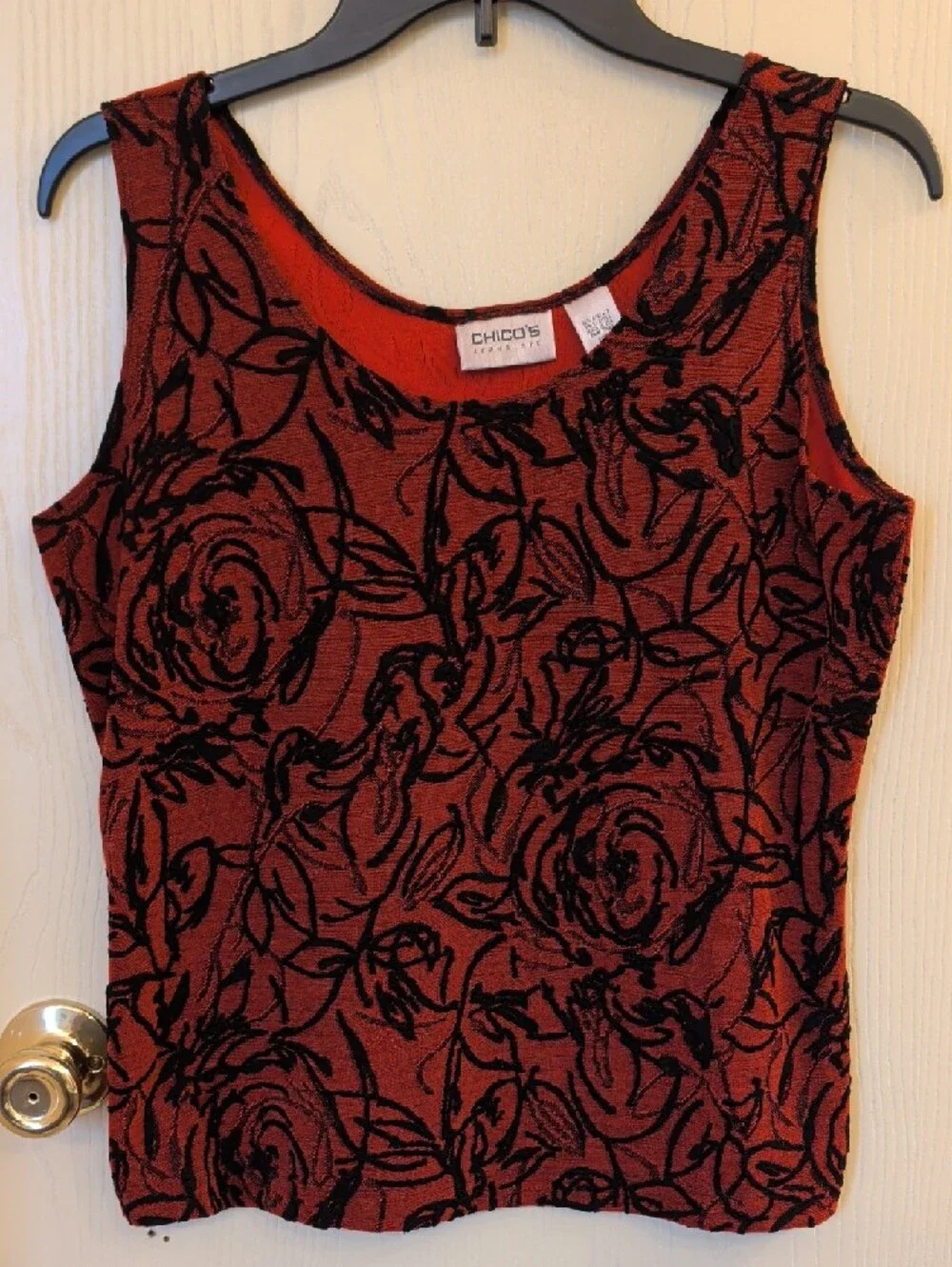 Chico's Travelers Red Black Floral Cardigan & Tank Set Size 1 (Medium)