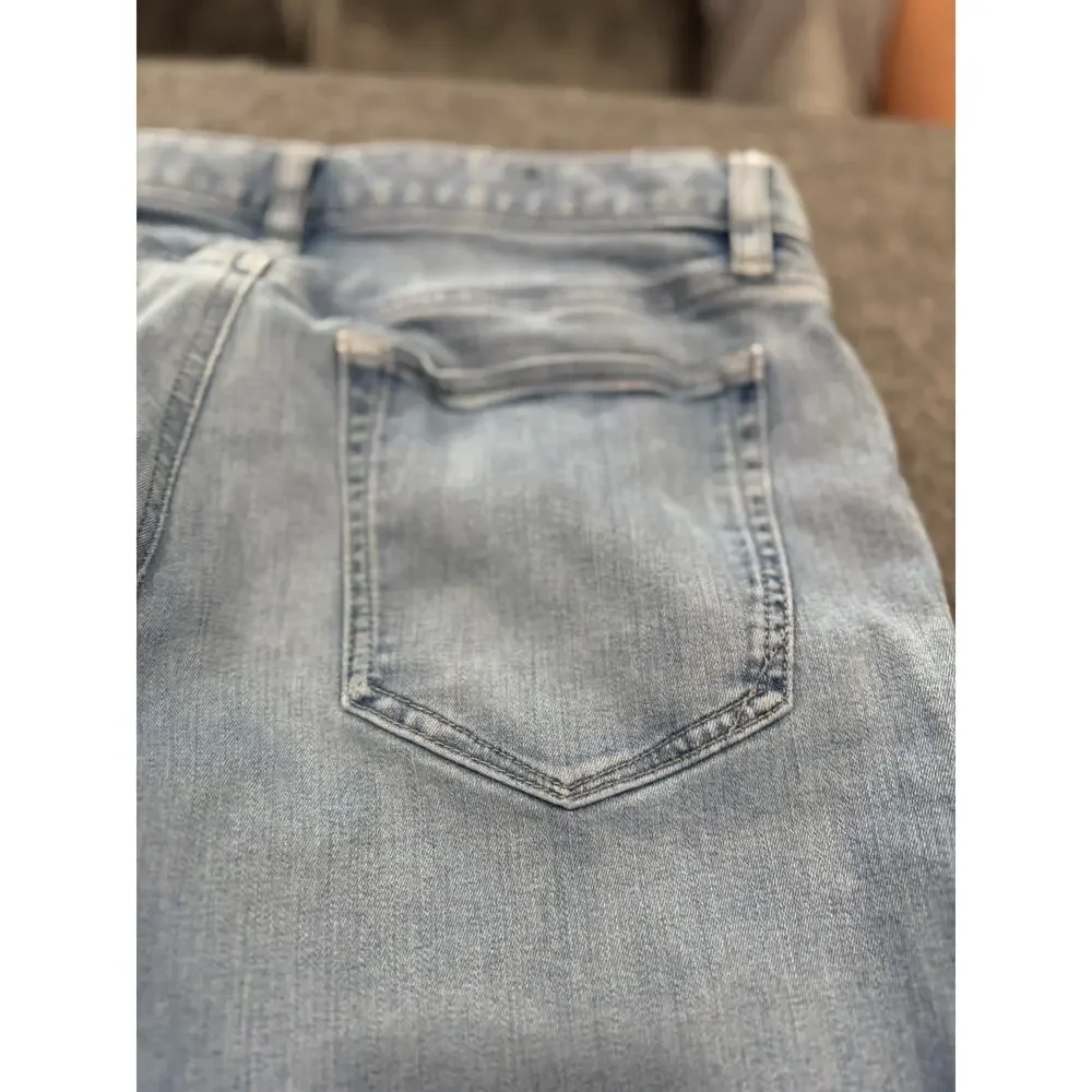 Banana Republic get premium