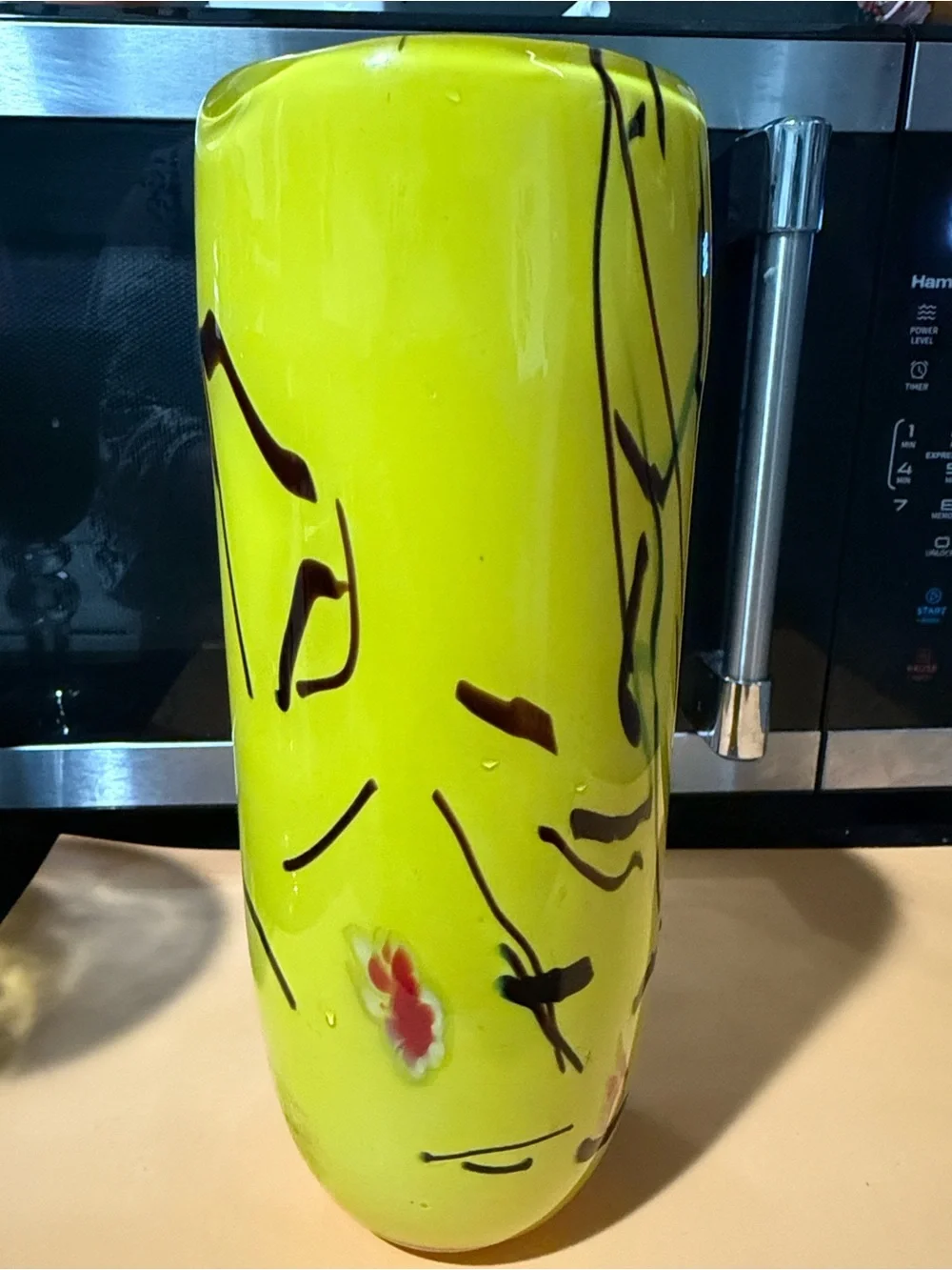 N/A glass vase