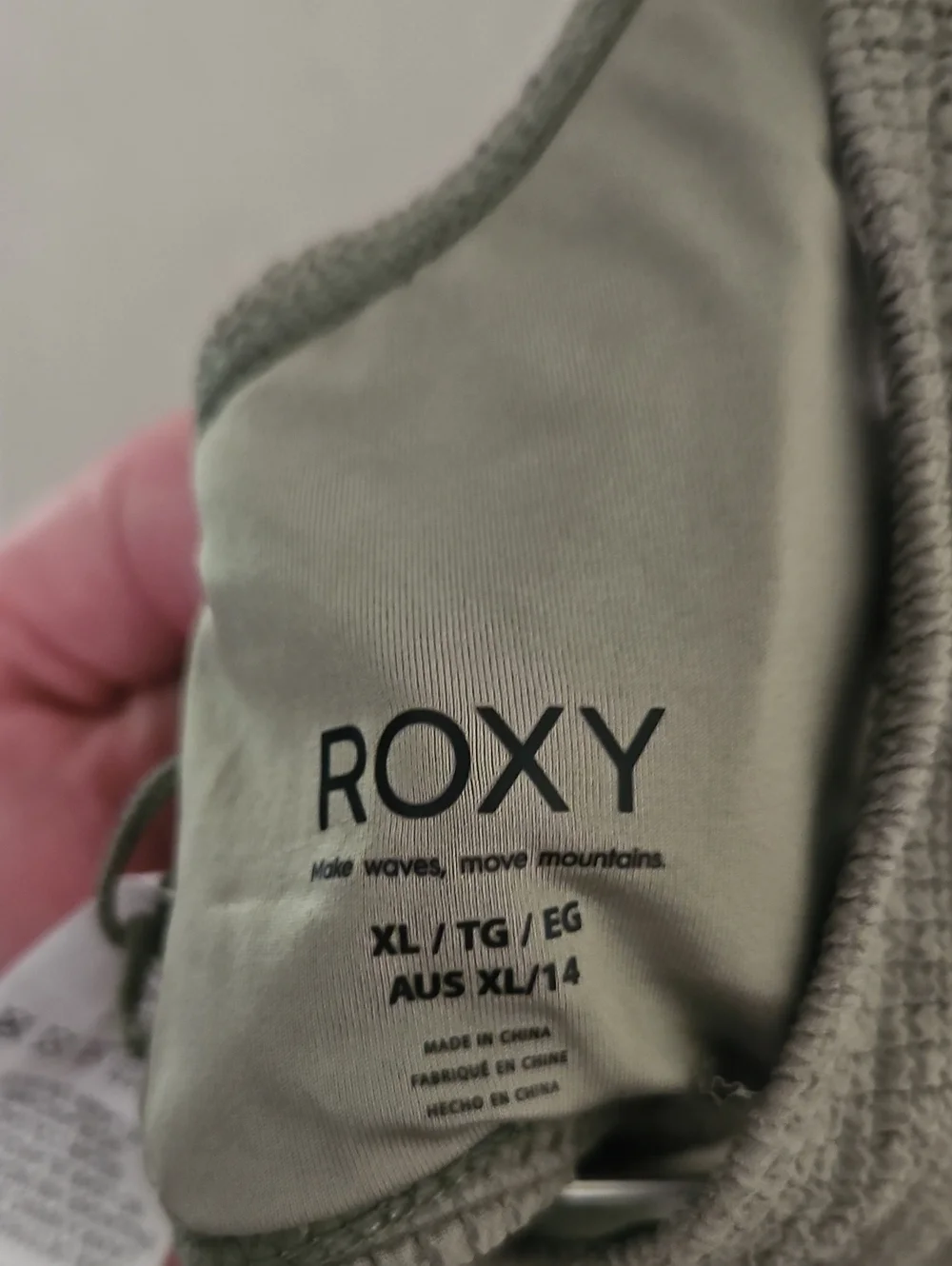 Roxy xl green tags