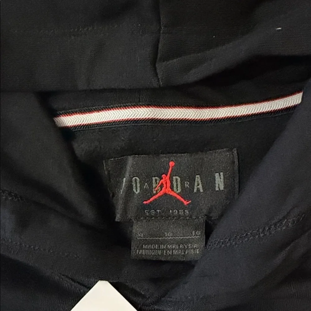 Unbranded sleek black