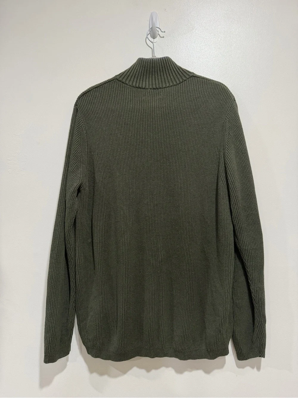 Cherokee men’s olive