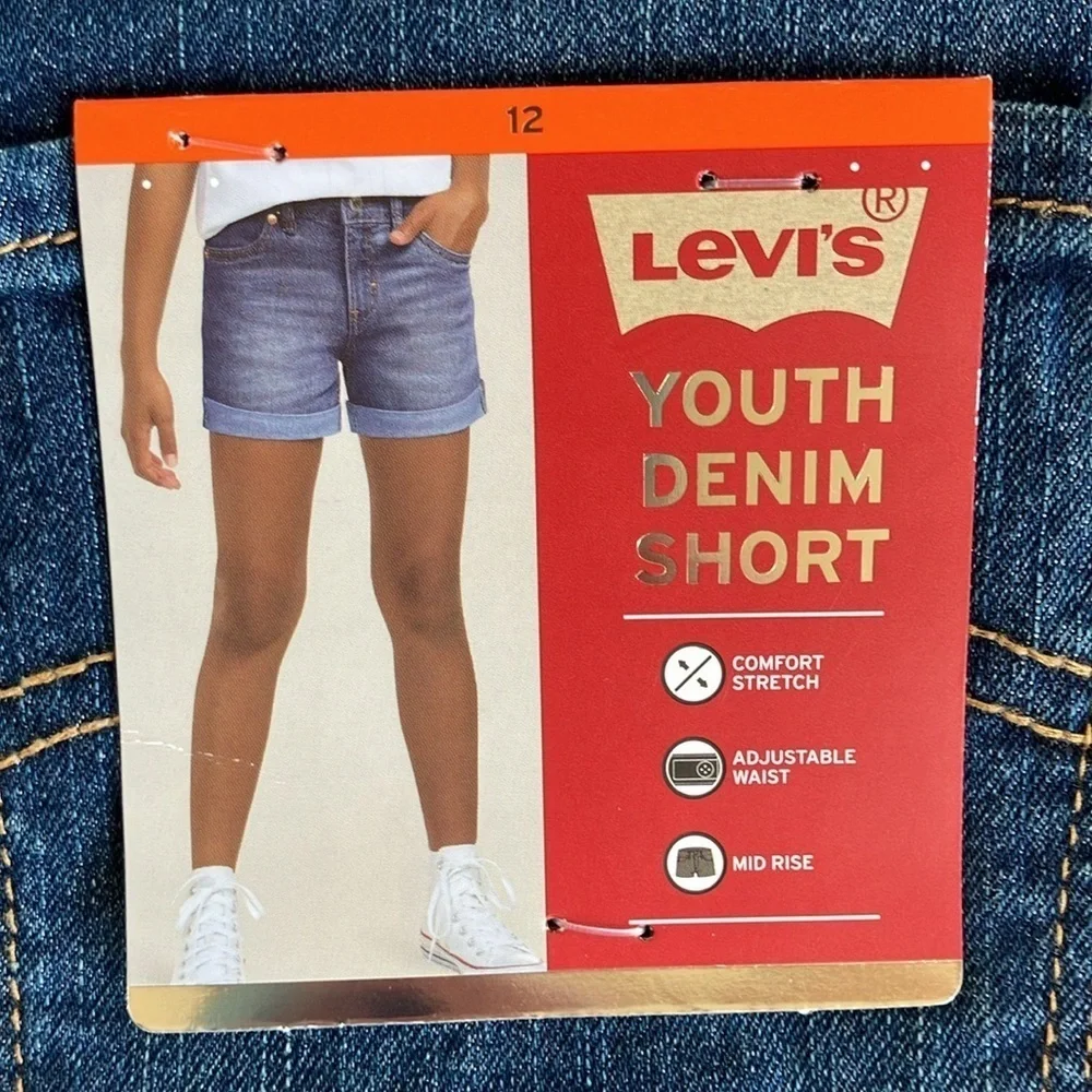 Levis these levi