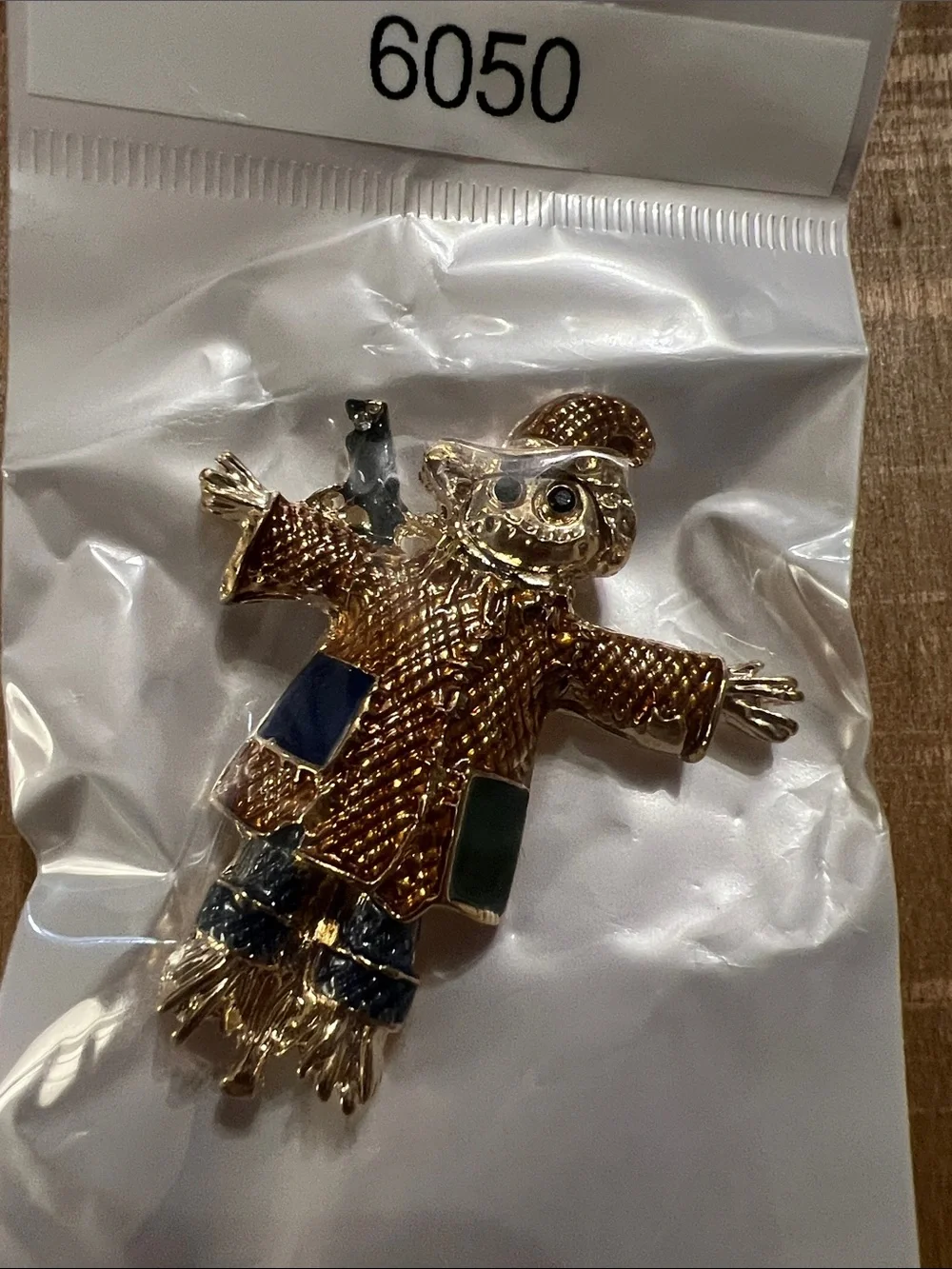 N/A gold tone