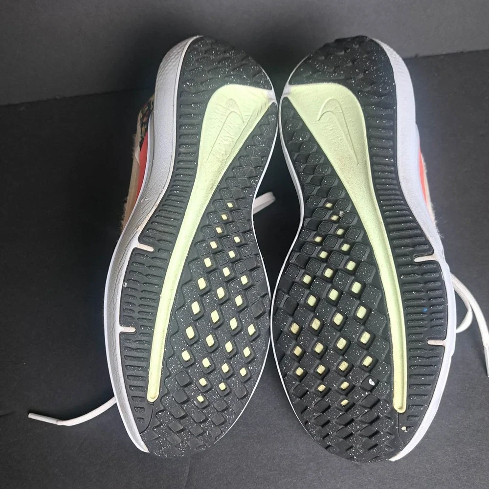 Nike women air