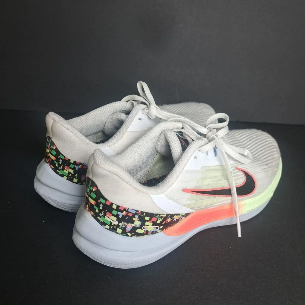 Nike women air