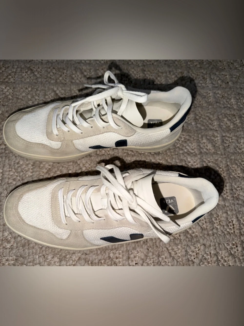 Veja low profile