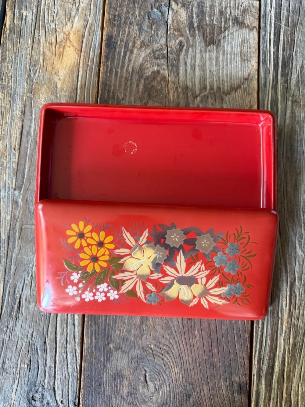 Maruni lacquerware box from Occupied Japan | 1940s vintage