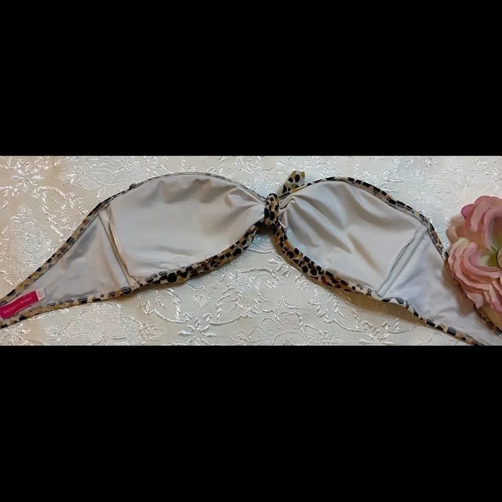 Victoria’s Secret Swim leopard print Bikini top L