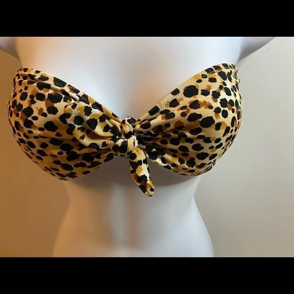 Victoria’s Secret Swim leopard print Bikini top L