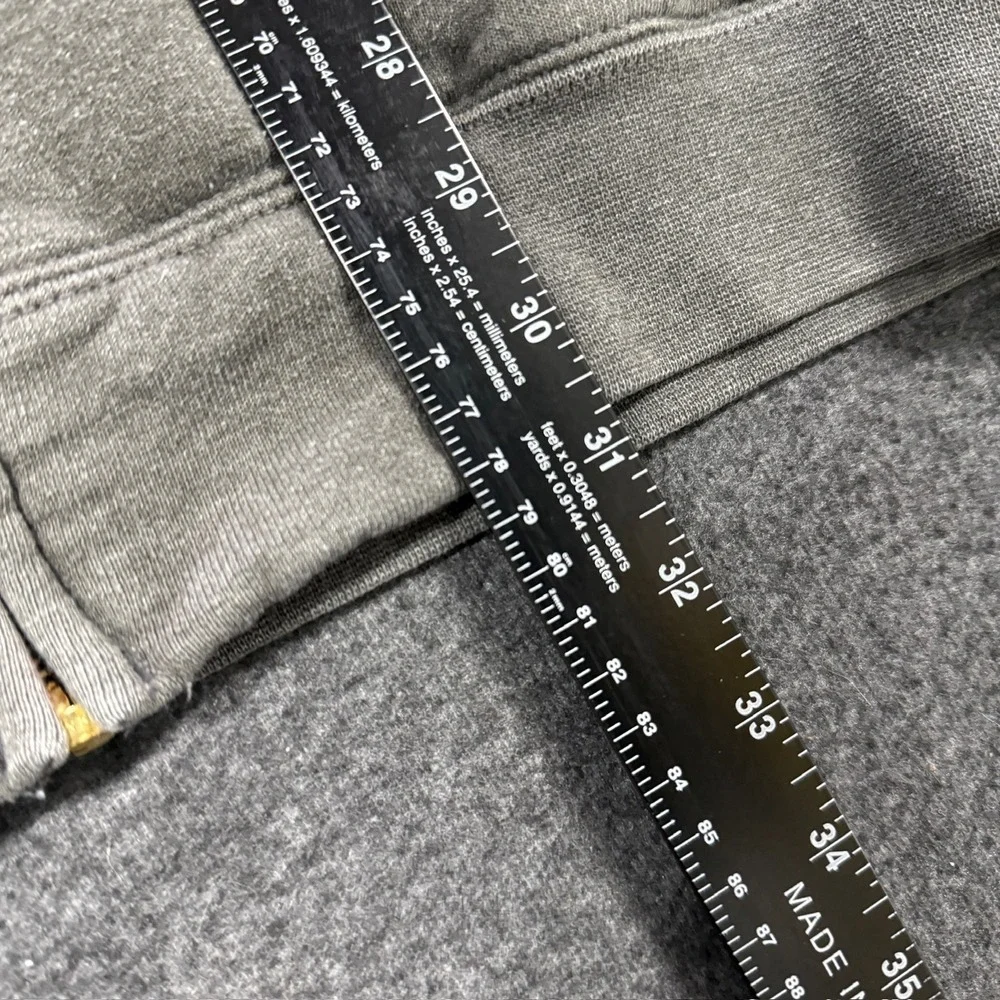 Carhartt loose fit