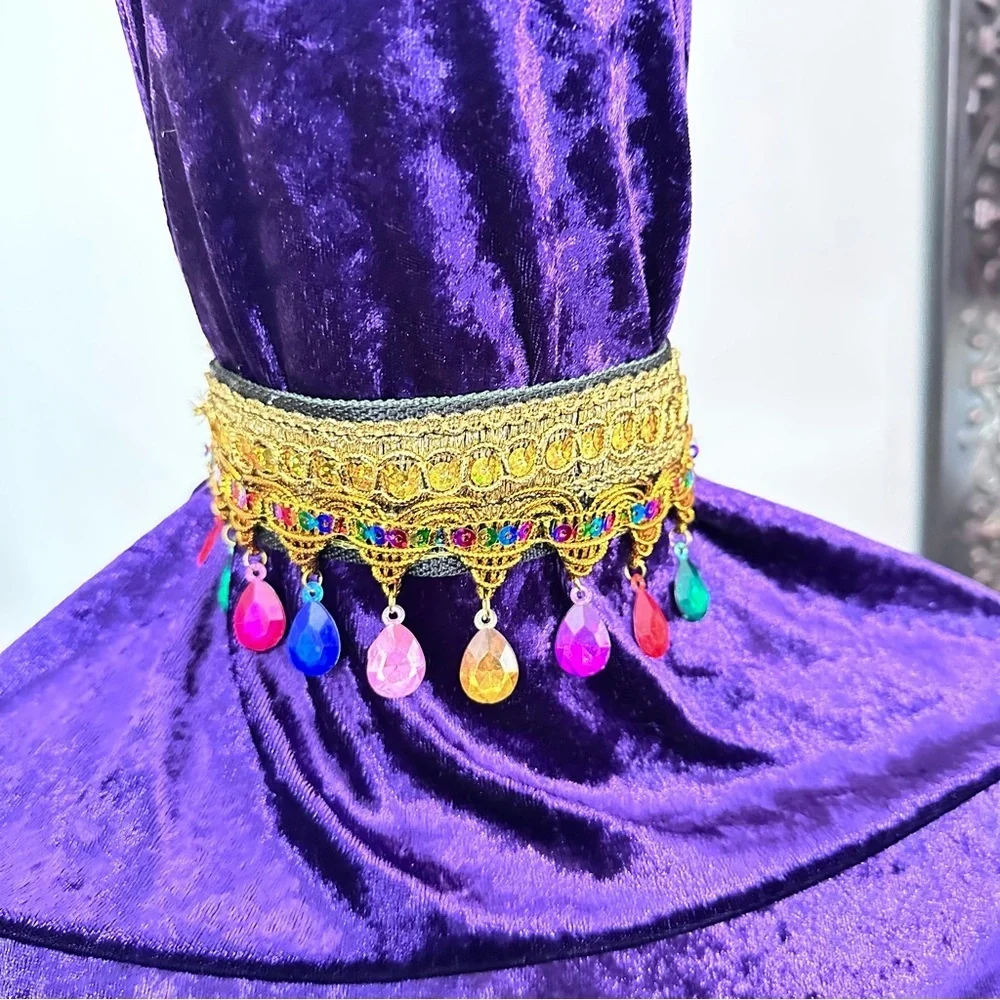 Artisan gold choker