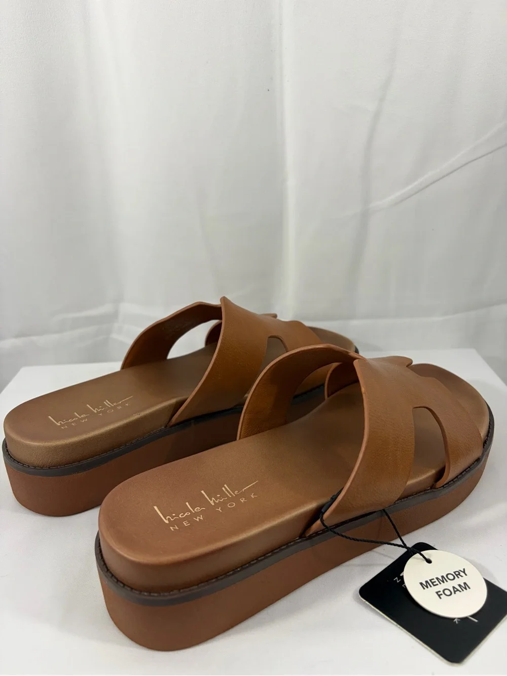NWT Nicole Miller Women’s Size 8 Tan Slide Sandals with Cushioned Platform