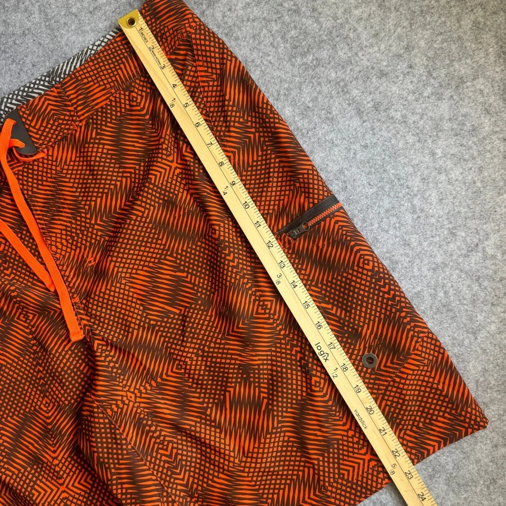 Under Armour wear secure pattern