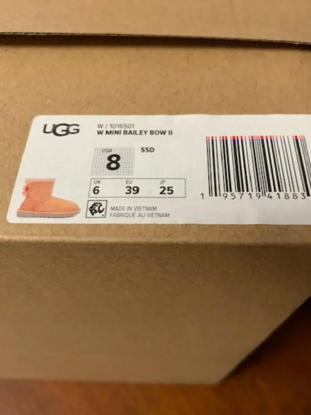 UGG nim peach