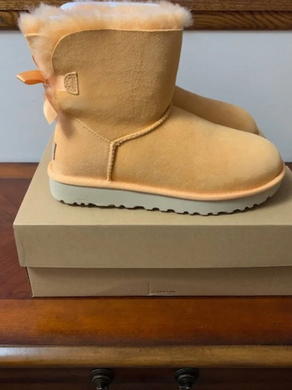 UGG nim peach