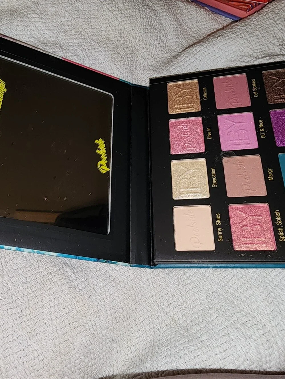 Poolside IBY Beauty 12 Shade Eyeshadow Palette With Mirror