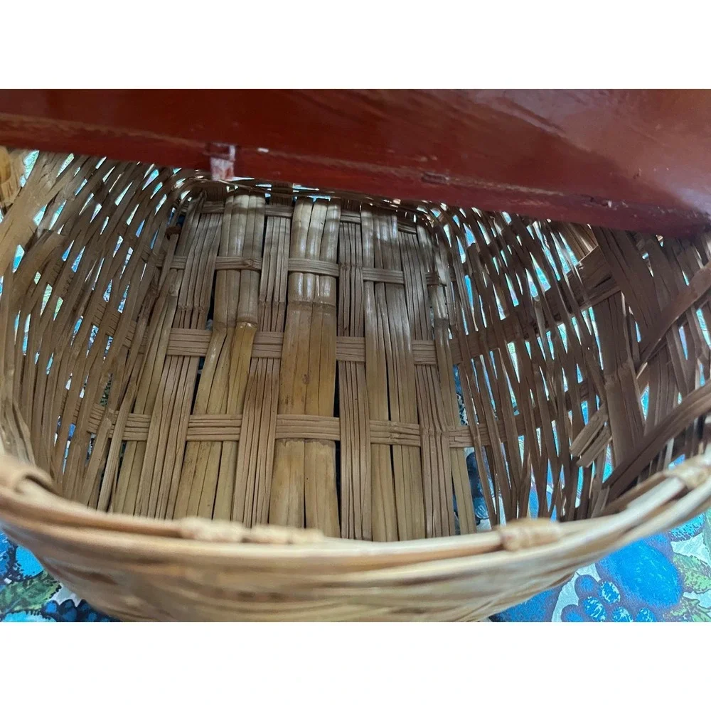 Unbranded vintage wicker