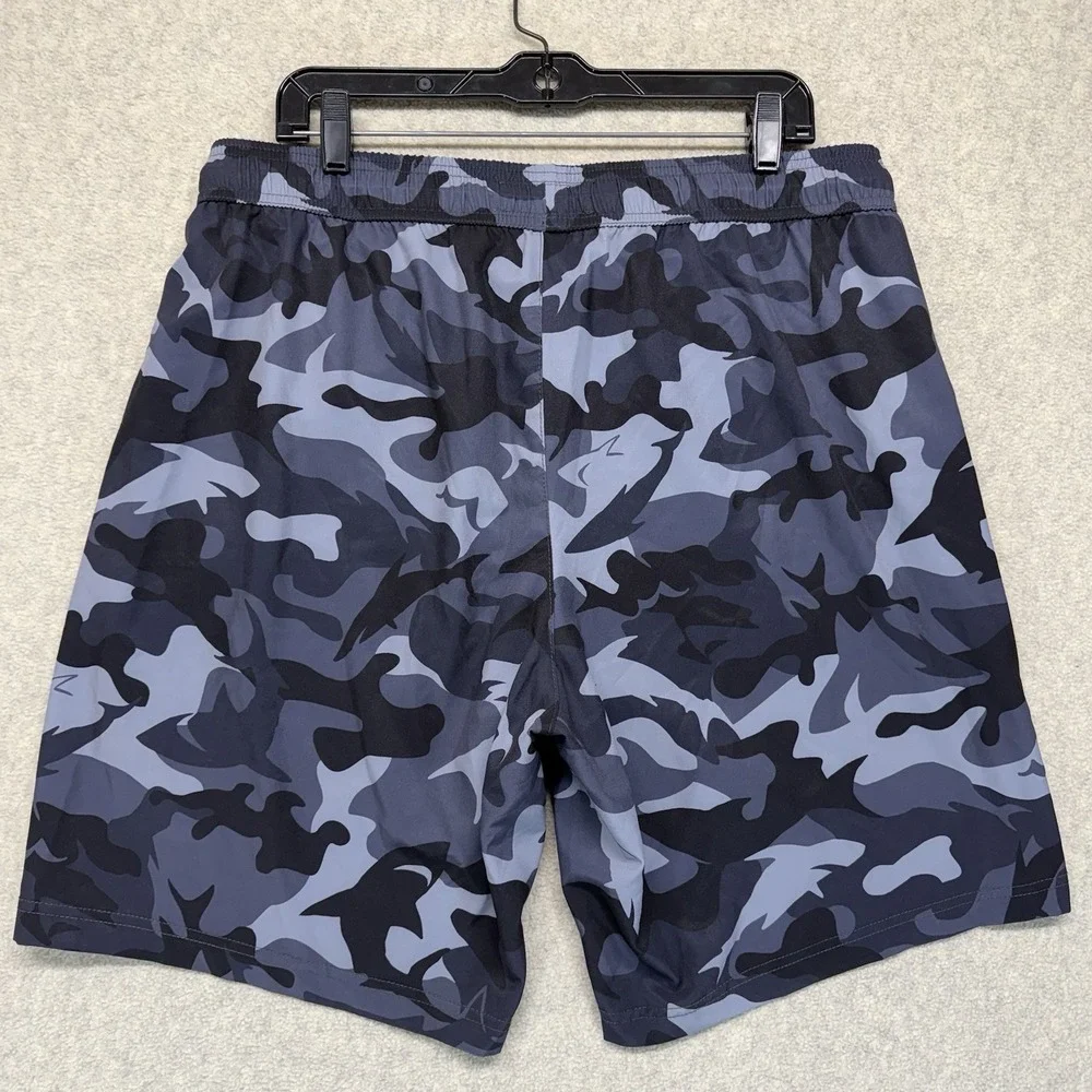 Maamgic men swim