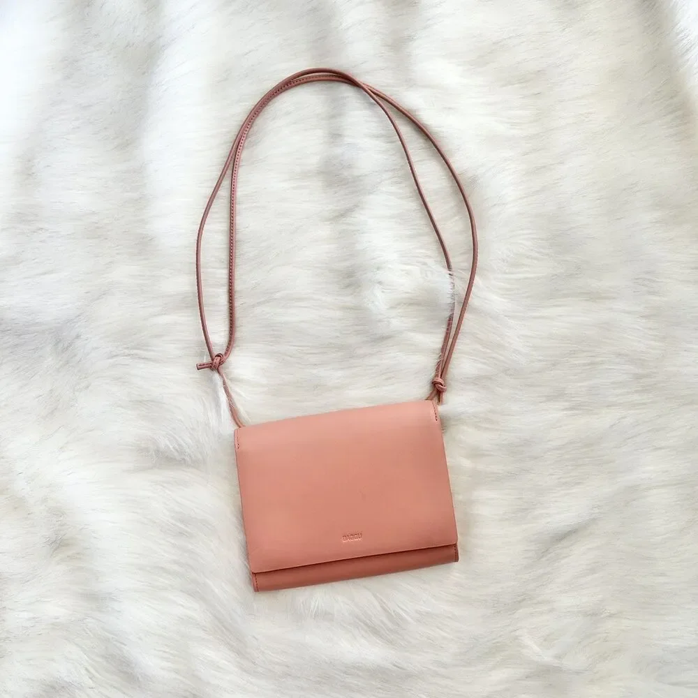 BAGGU gently worn