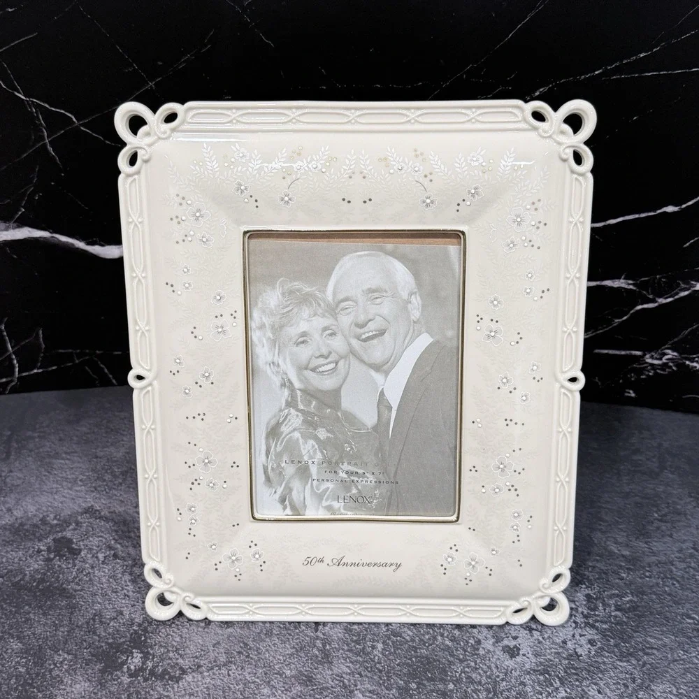 Lenox 50th Anniversary Picture‎ Frame Ivory China Floral 5x7 Portrait Gallery