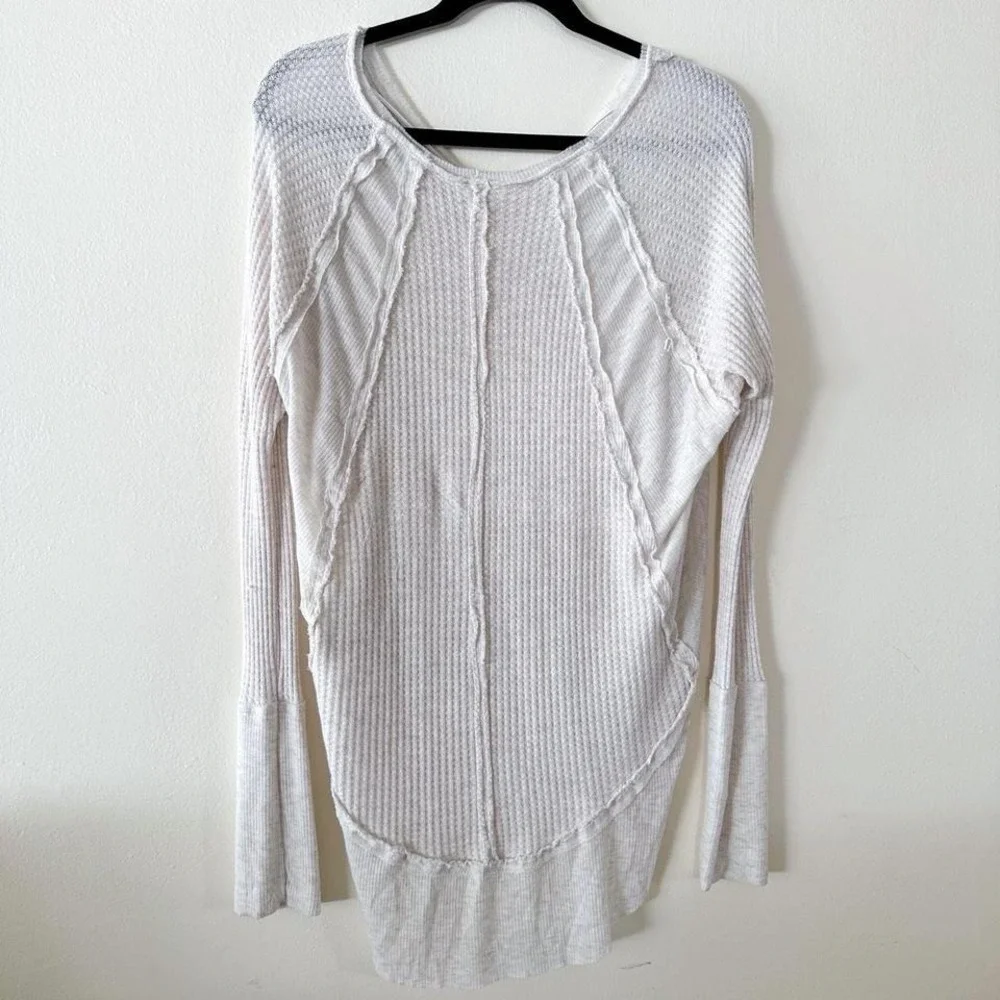 Free People Catalina Beige Waffle Knit VNeck Thermal Top Tunic Raw Seam Relaxed‎