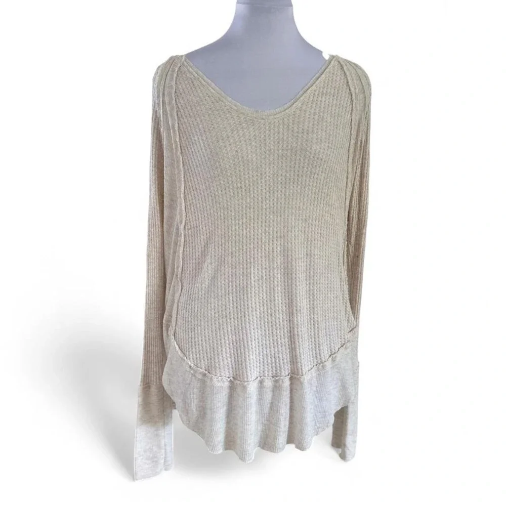Free People Catalina Beige Waffle Knit VNeck Thermal Top Tunic Raw Seam Relaxed‎