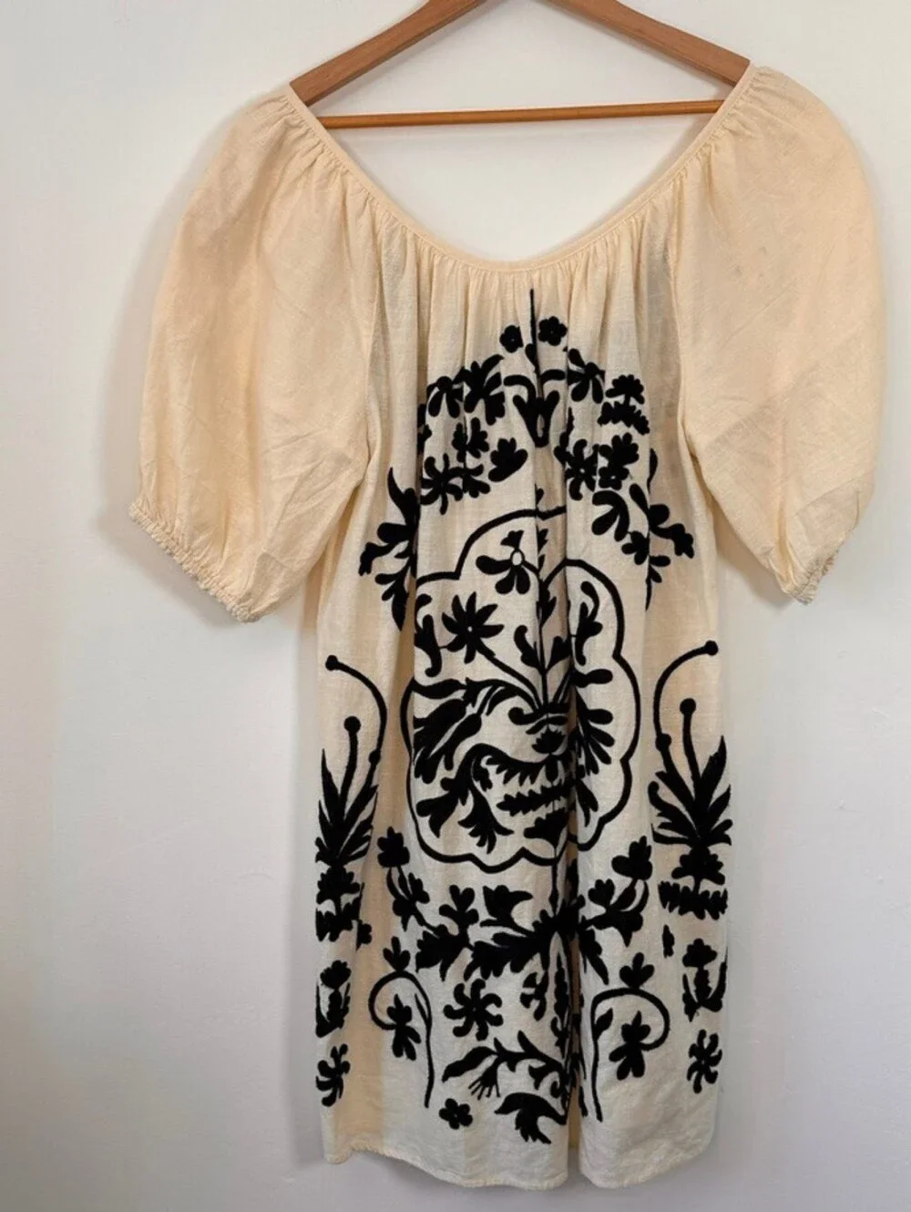Free People Fiona Embroidered Mini Dress‎ Size M Linen Cream Black