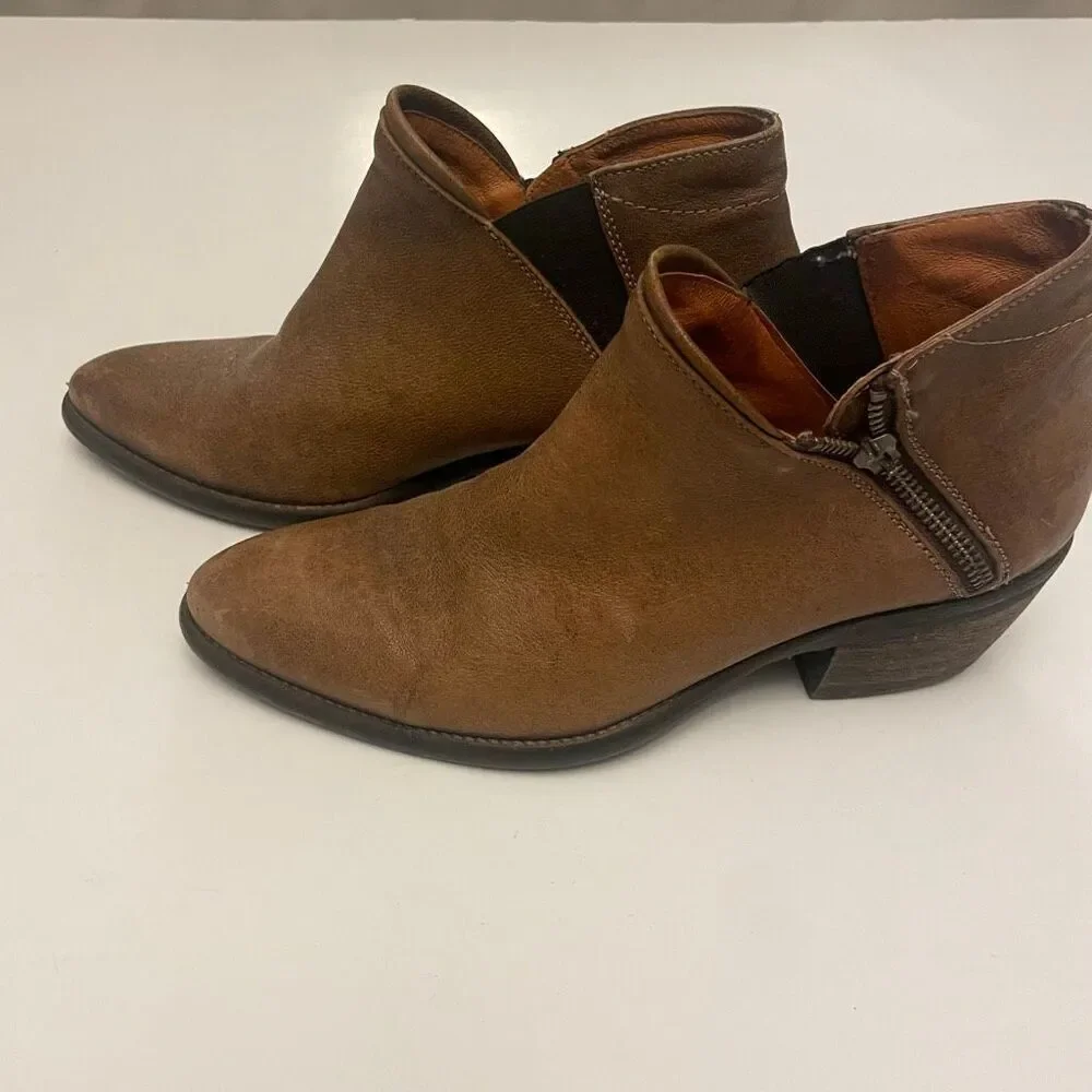 kanna heeled booties