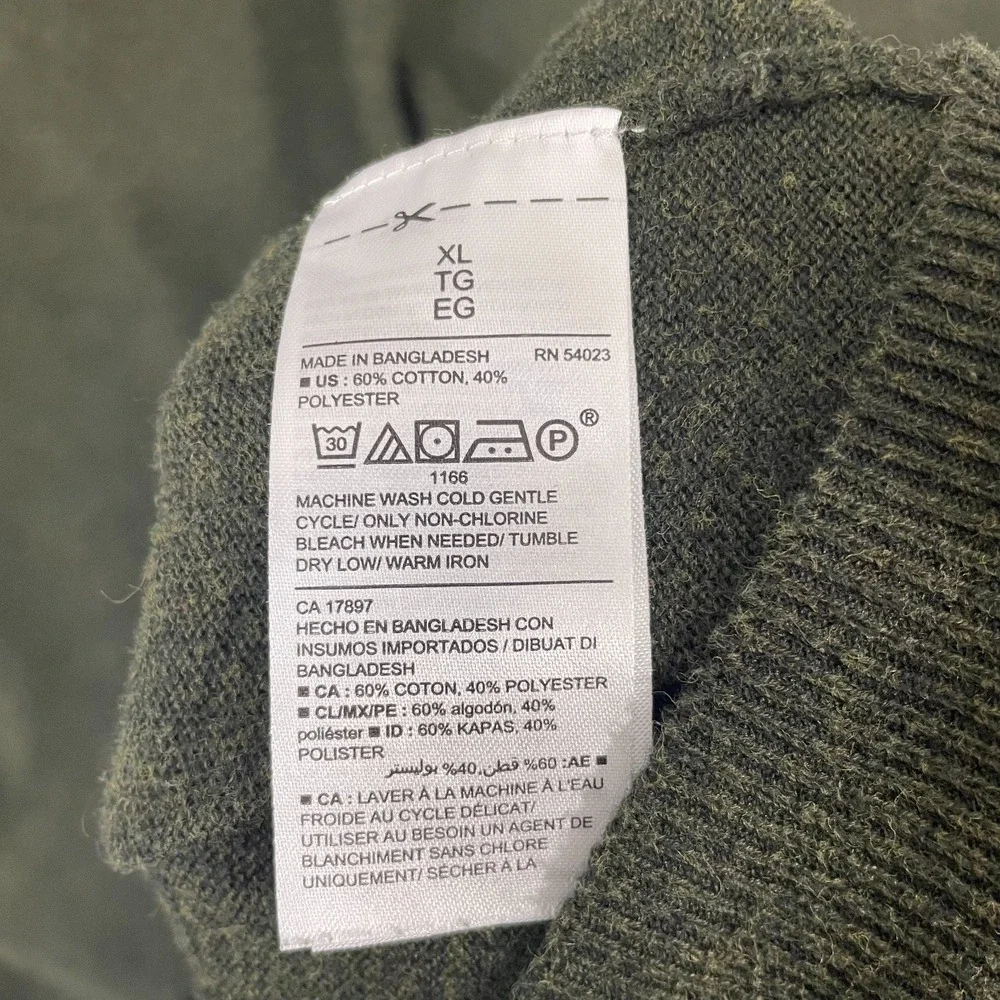 Old Navy free flaws photos