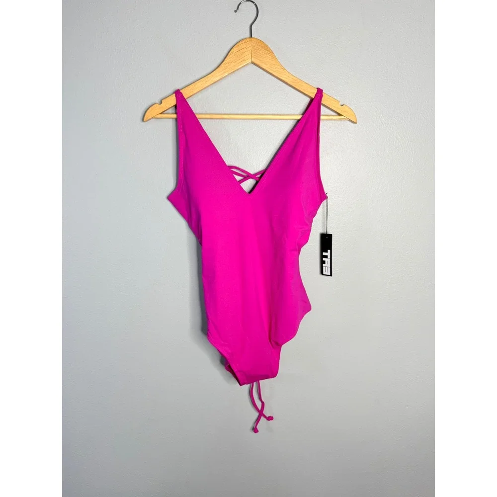 Ta3 Plungey Pink XL‎ Short One Piece Swim NWT
