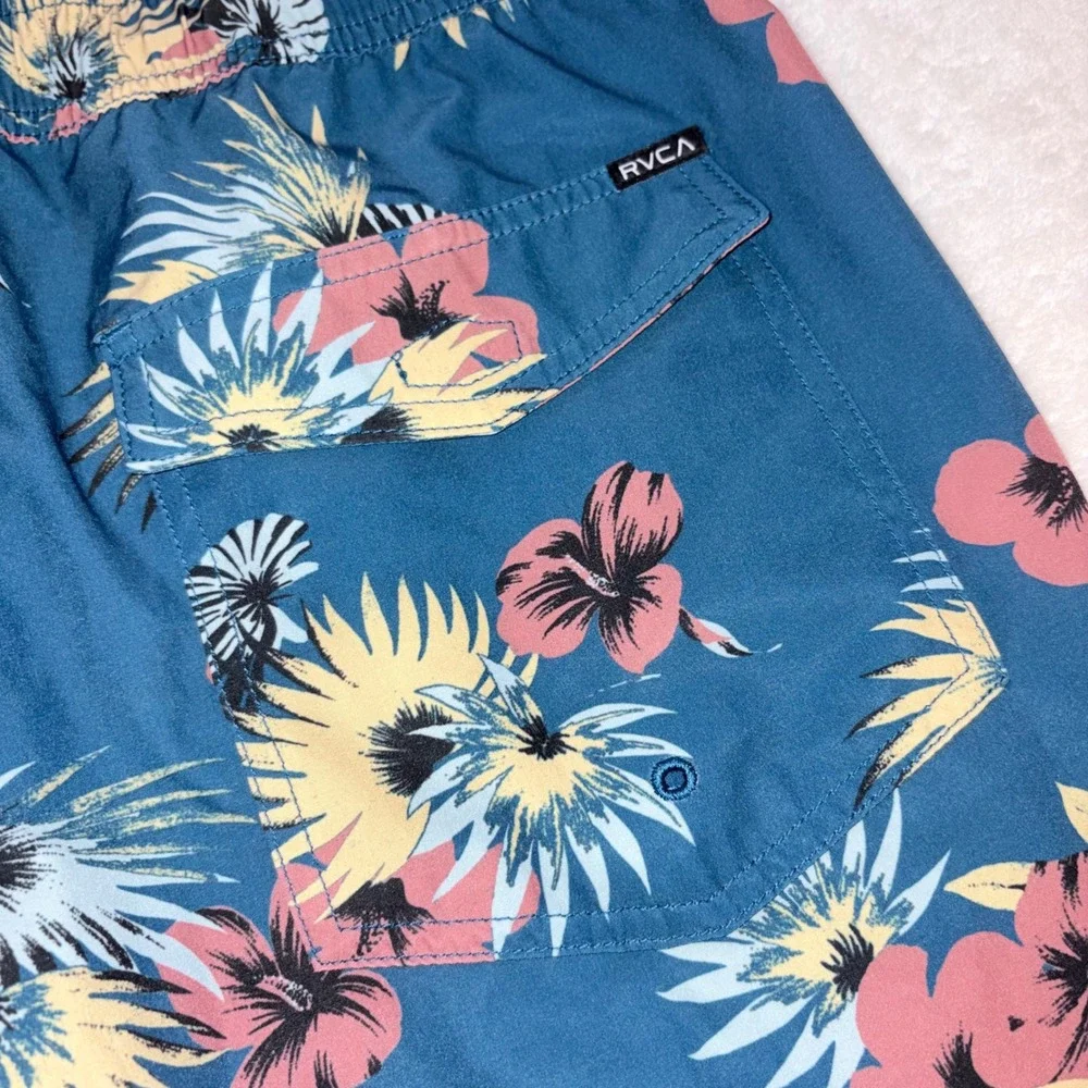 RVCA‎ Boardshorts Mens Small Blue Floral Tropical VA Elastic Waist Swim Trunks