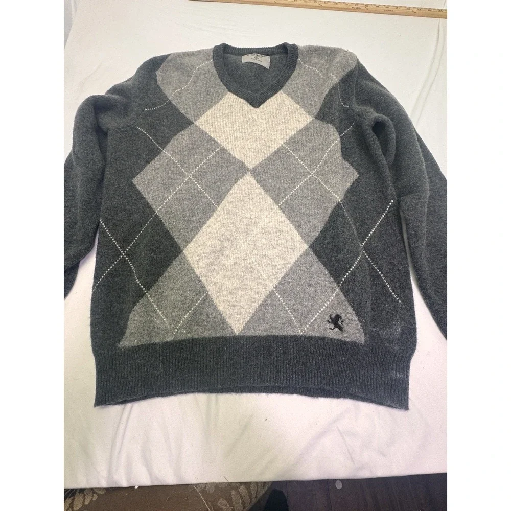 Express Sweater Mens L Gray Argyle 100% Lambs Wool V-Neck‎ Long Sleeve Soft Logo
