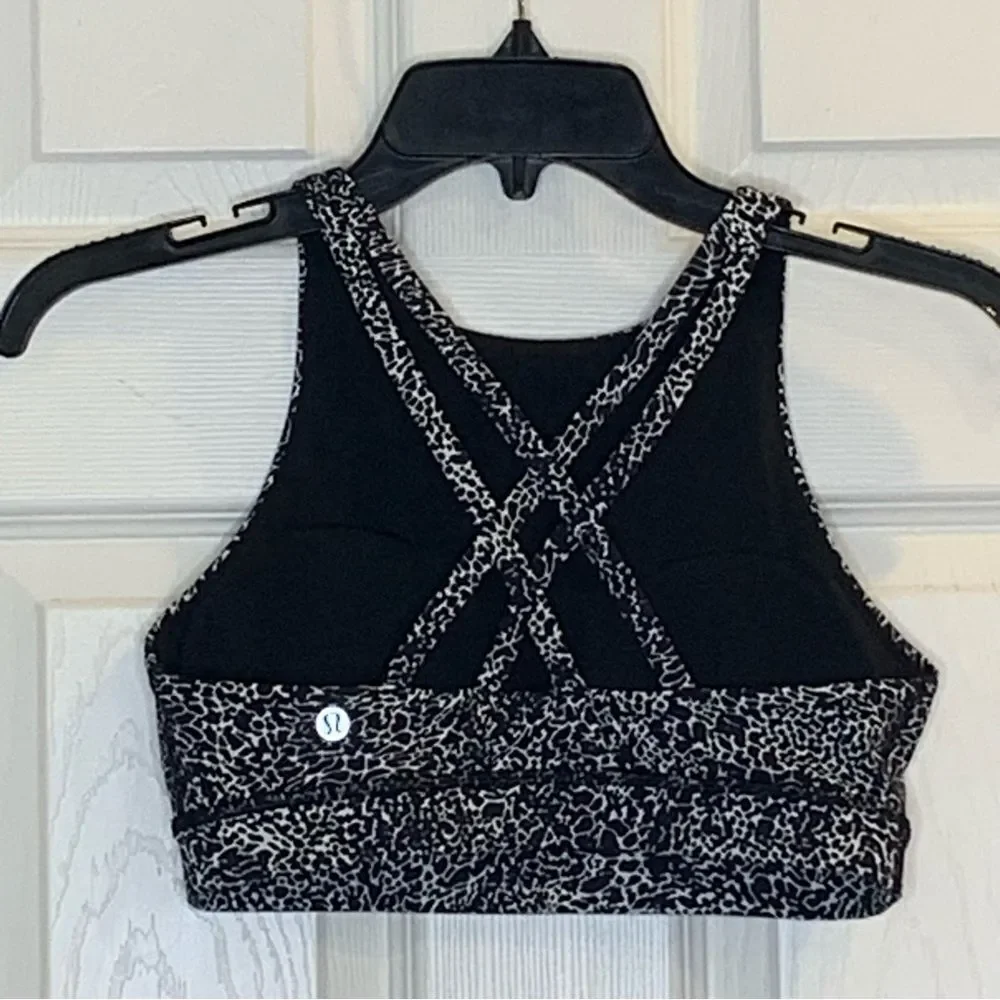 lululemon athletica breathe sweat