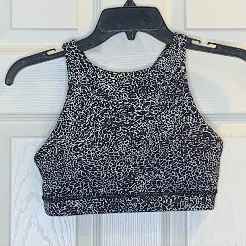 lululemon athletica breathe sweat