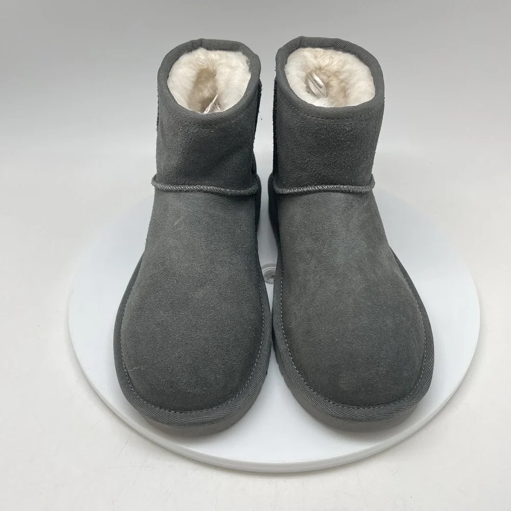 Koolaburra by UGG size womens