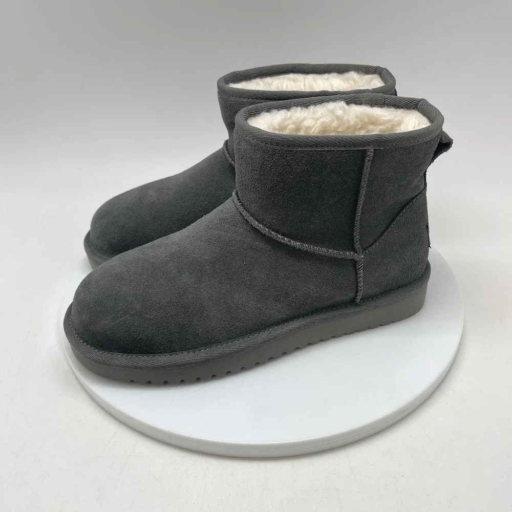 Koolaburra by UGG size womens