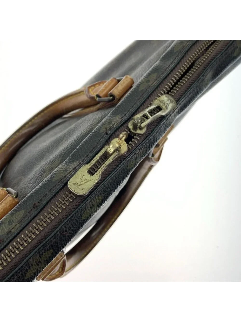 Louis Vuitton manufacturer louis