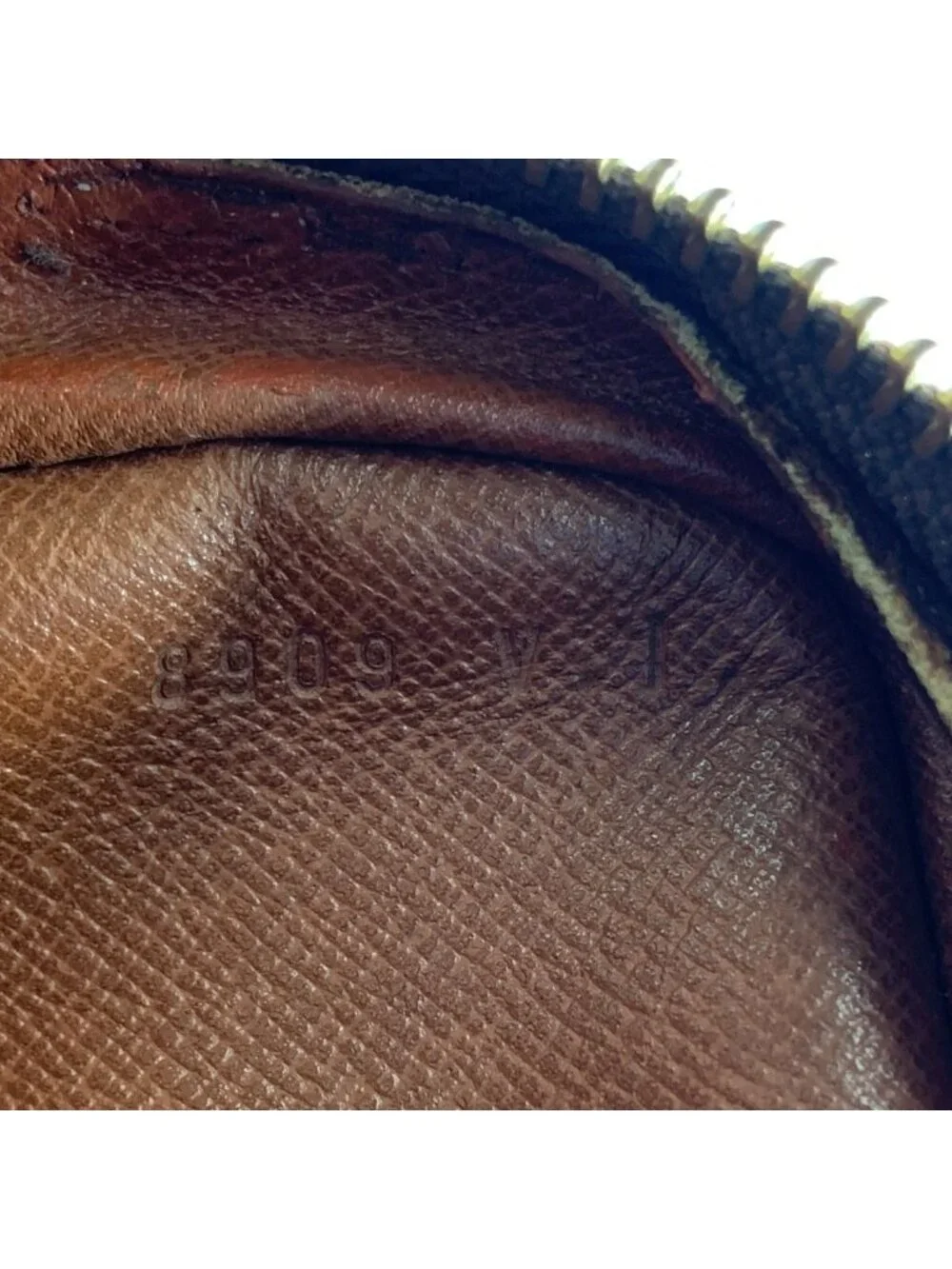 Louis Vuitton manufacturer louis