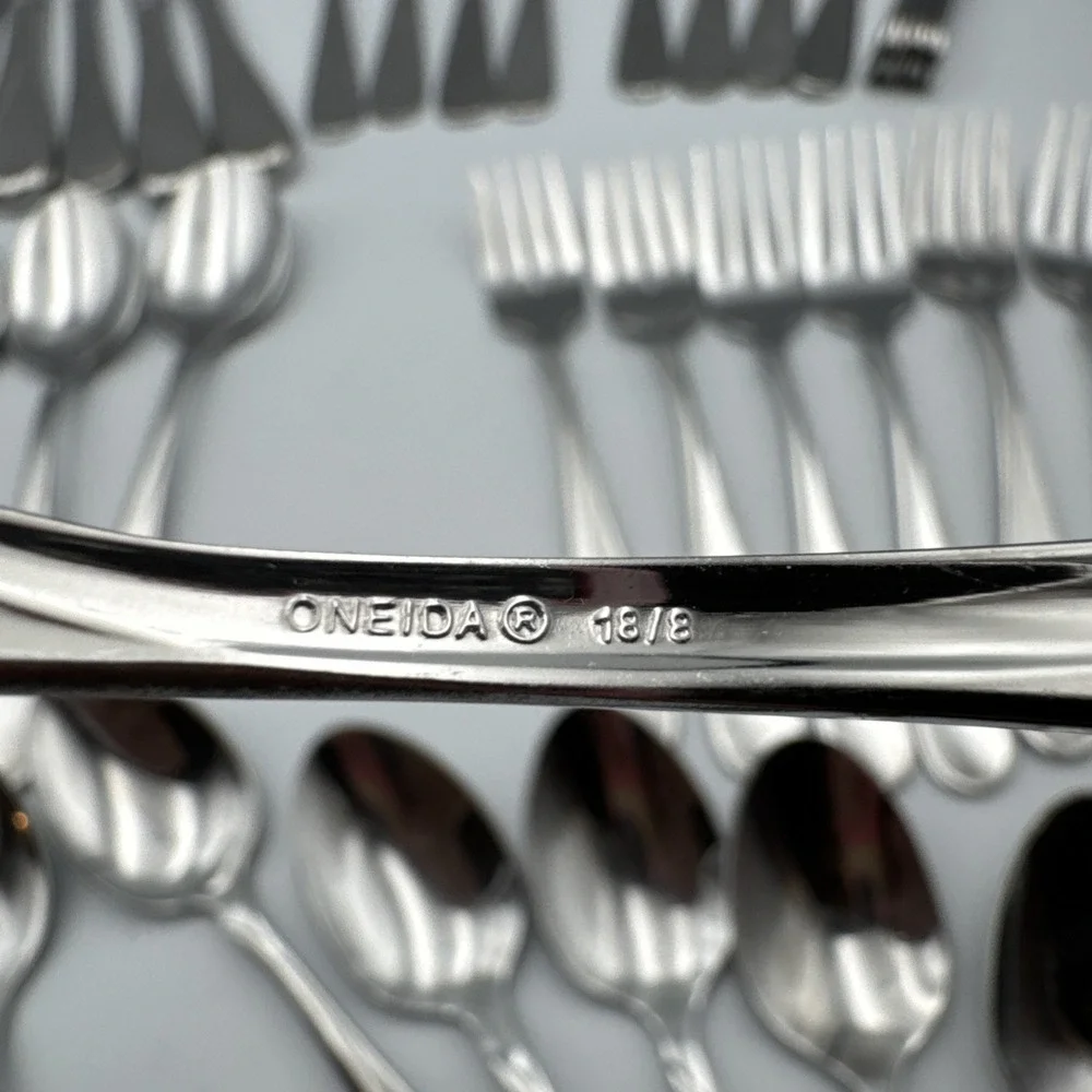 Oneida spoons noticed