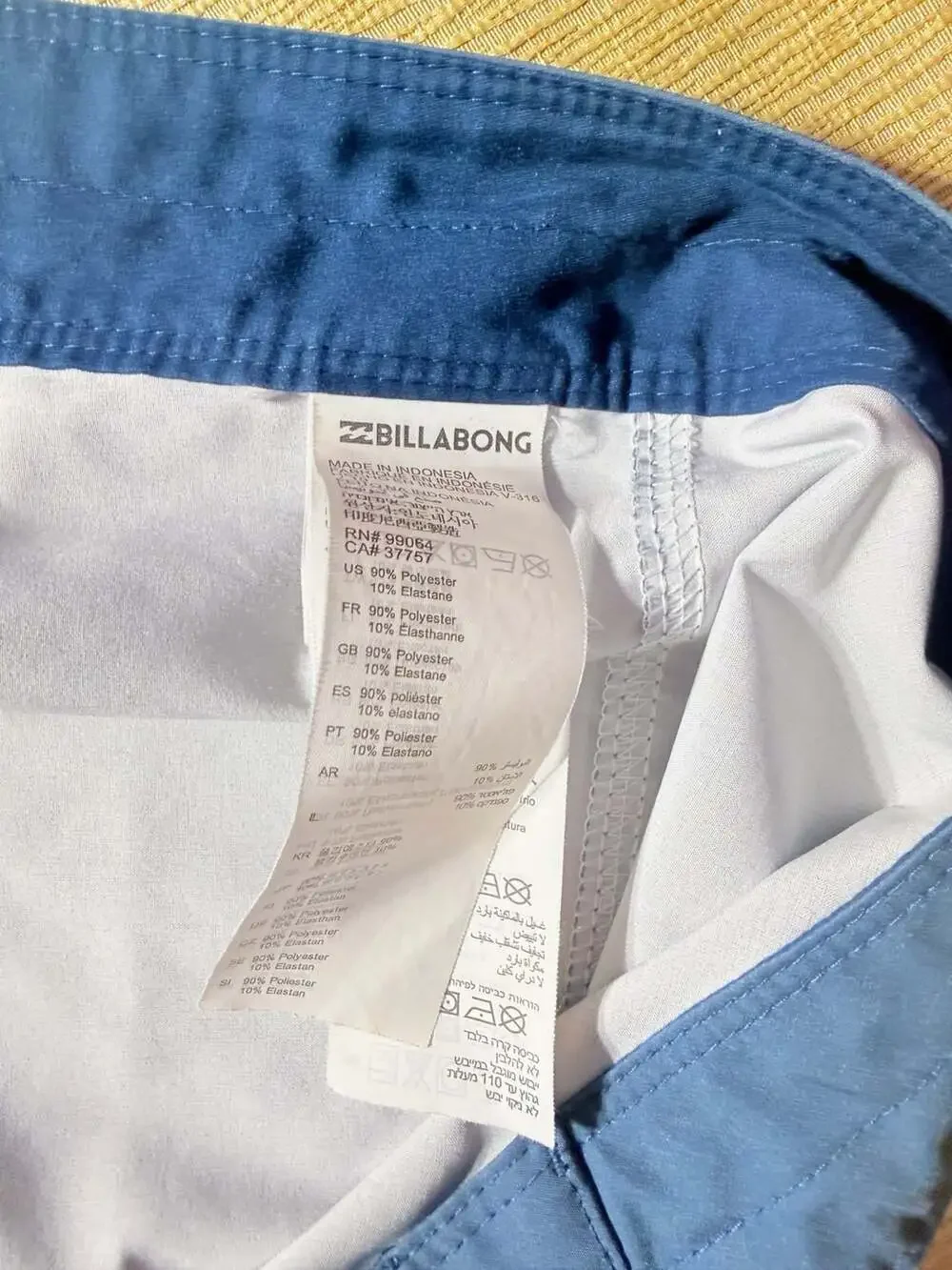 Billabong red blue